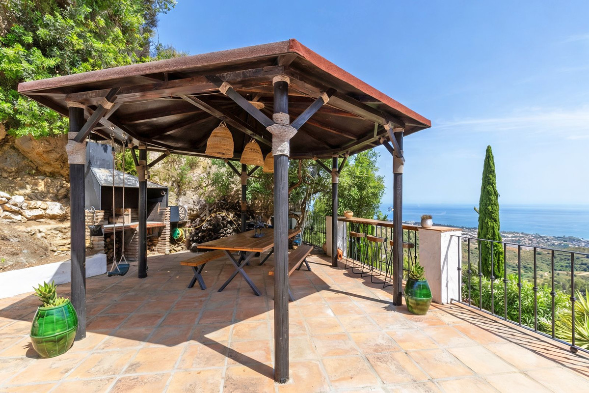 Huis te koop in Marbella | 4 slaapkamers H5439904