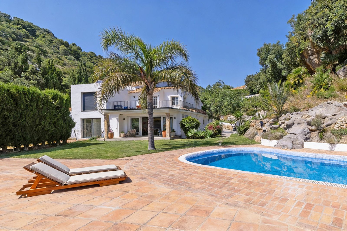Huis te koop in Marbella | 4 slaapkamers H5439904