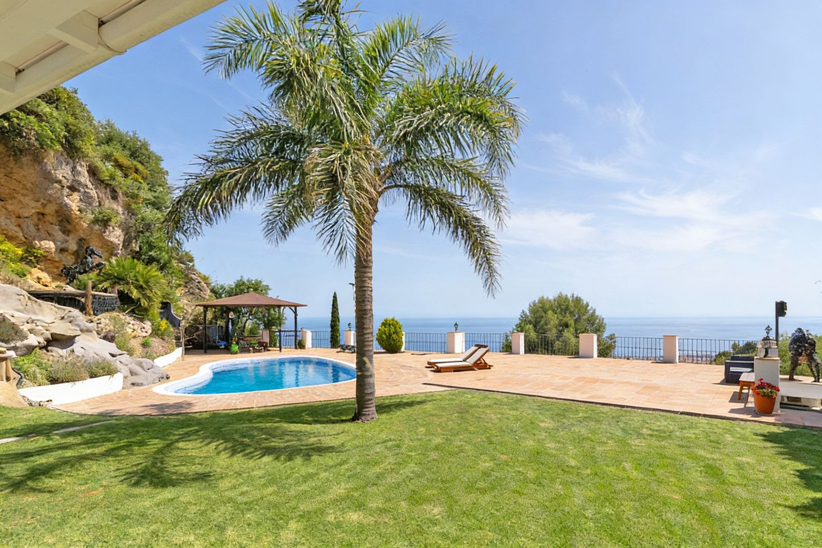 Huis te koop in Marbella | 4 slaapkamers H5439904