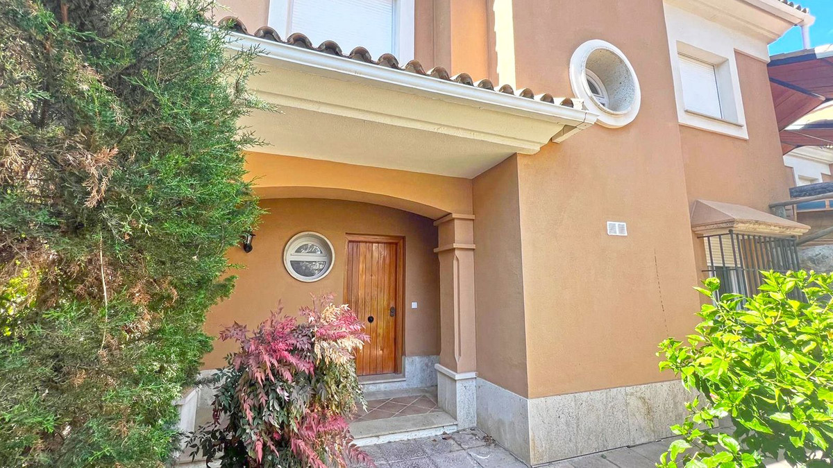Huis te koop in Marbella | 3 slaapkamers H5441209