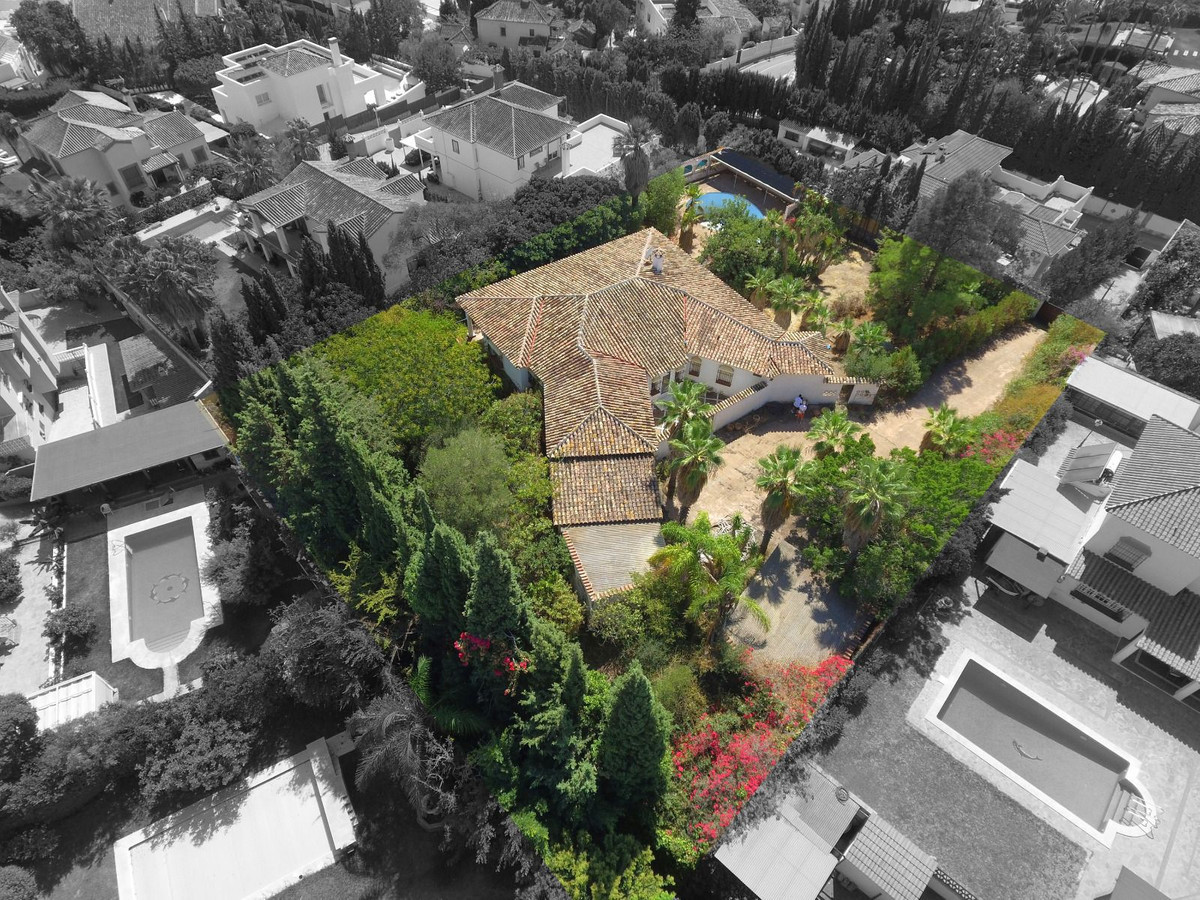 Huis te koop in Marbella | 6 slaapkamers H5441626