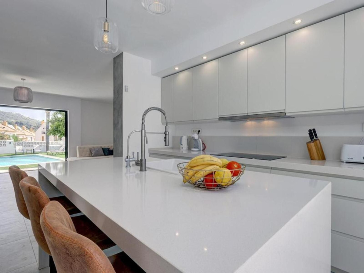 Huis te koop in Marbella | 6 slaapkamers H5444929
