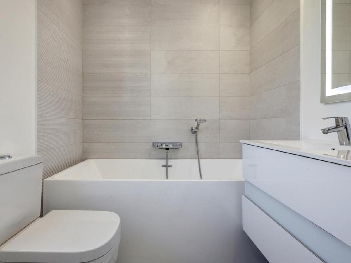 Huis te koop in Marbella | 6 slaapkamers H5444929