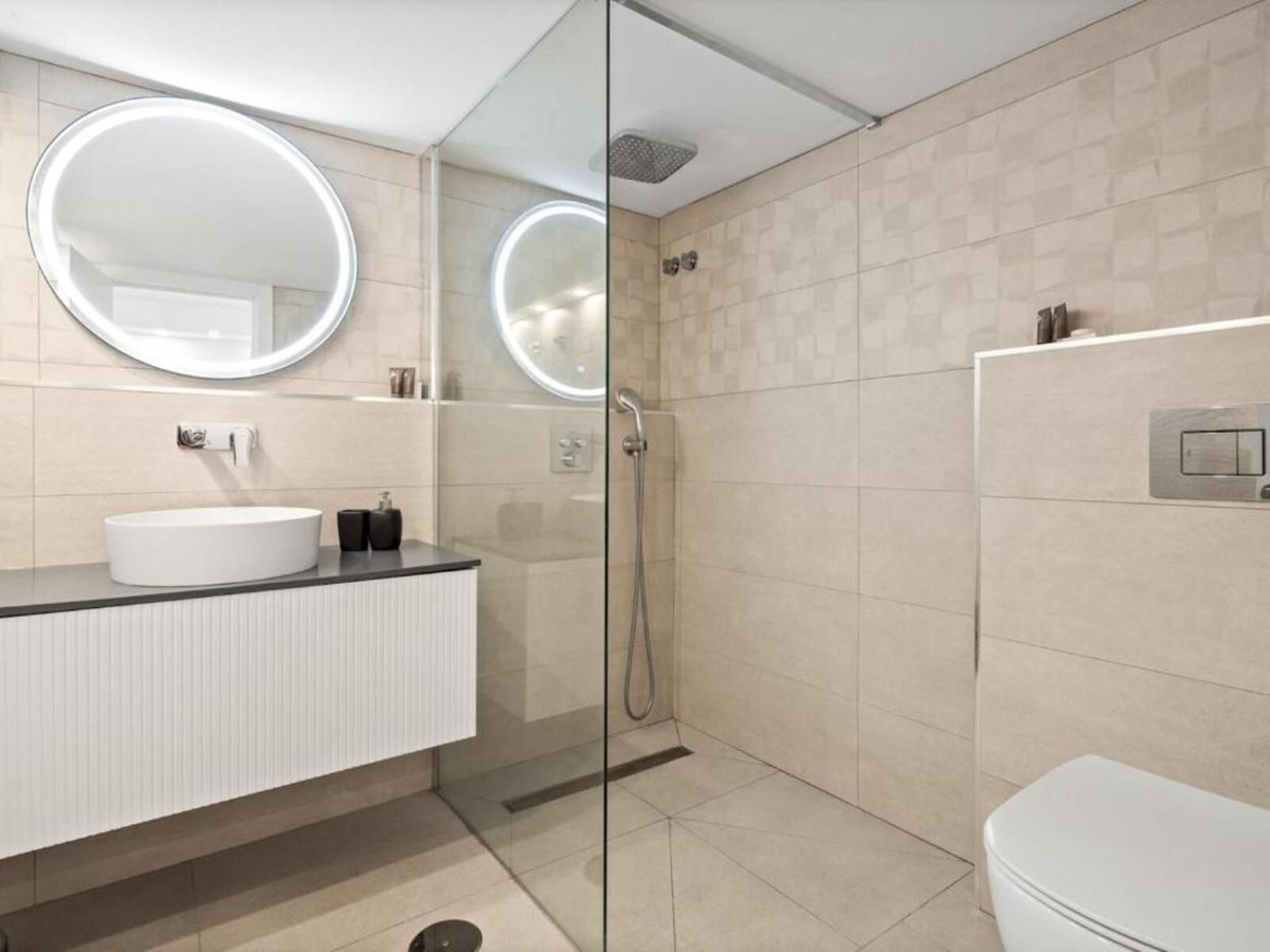 Huis te koop in Marbella | 6 slaapkamers H5444929