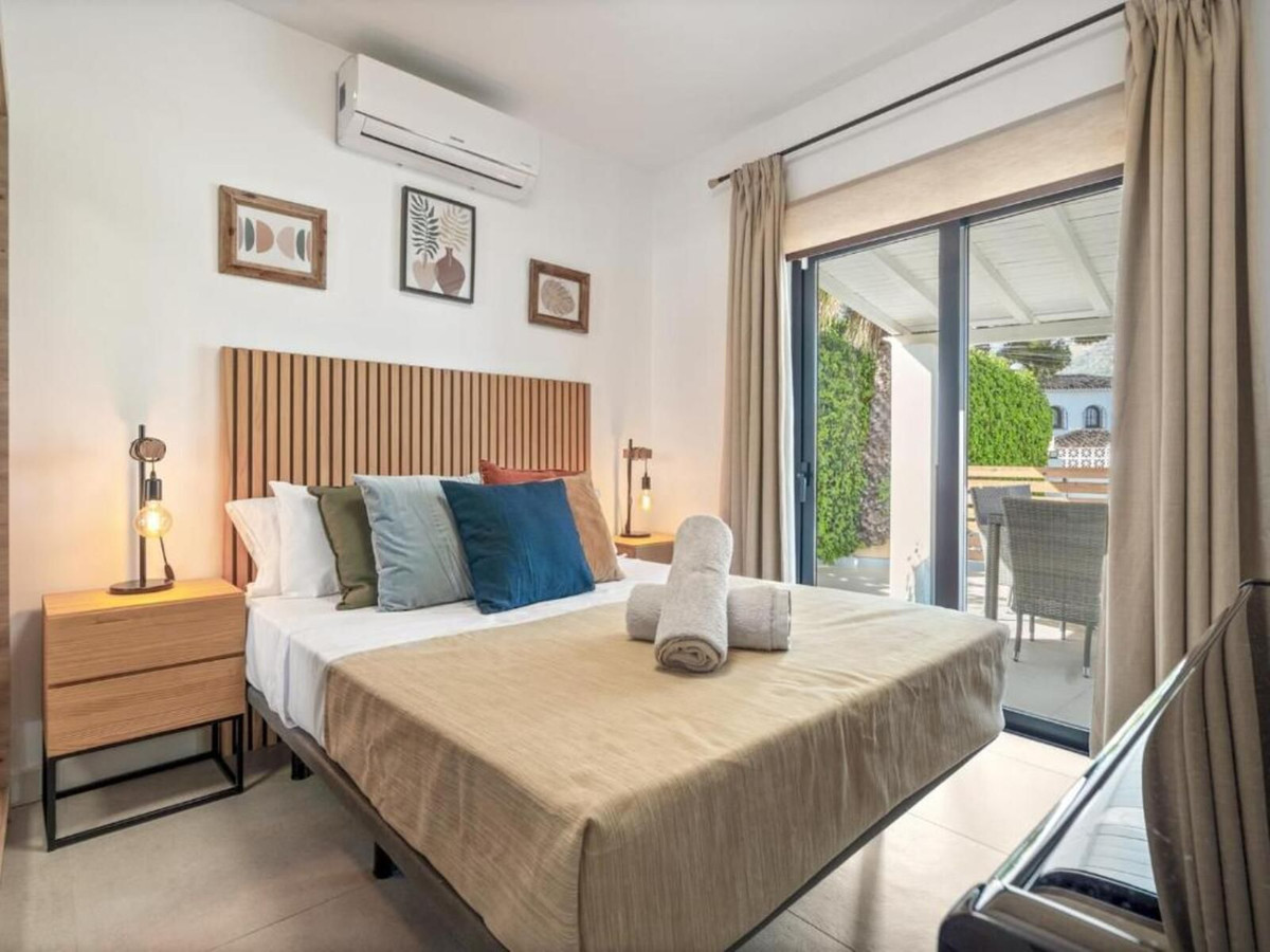 Huis te koop in Marbella | 6 slaapkamers H5444929