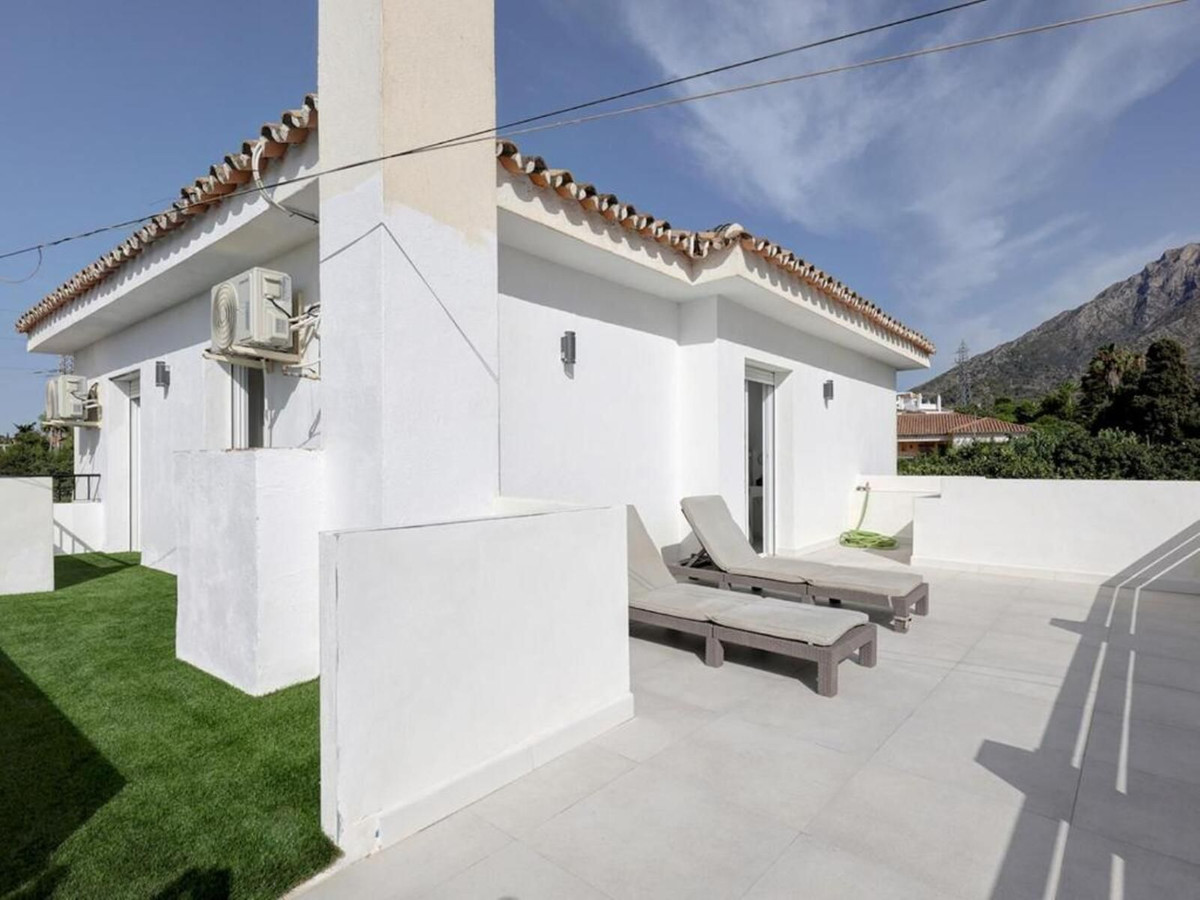 Huis te koop in Marbella | 6 slaapkamers H5444929