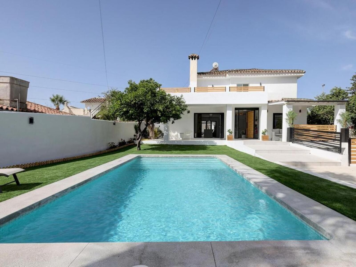 Huis te koop in Marbella | 6 slaapkamers H5444929