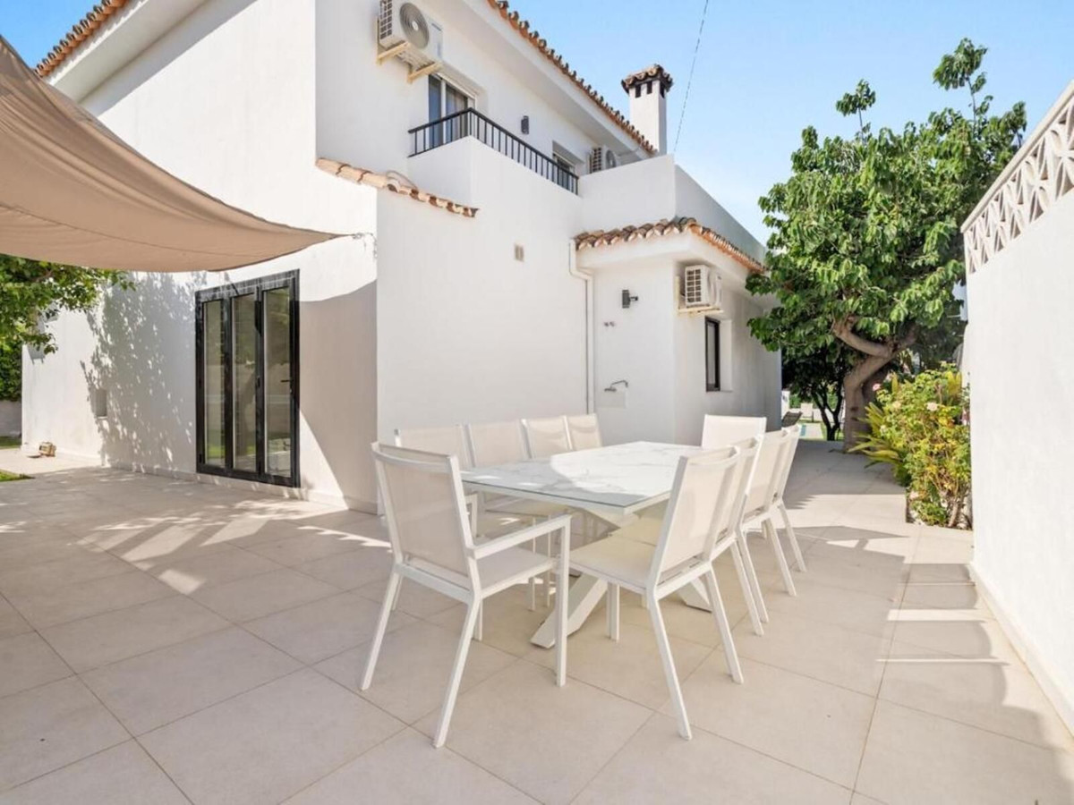 Huis te koop in Marbella | 6 slaapkamers H5444929