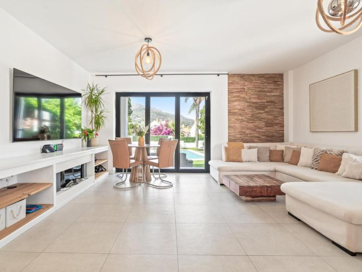 Huis te koop in Marbella | 6 slaapkamers H5444929