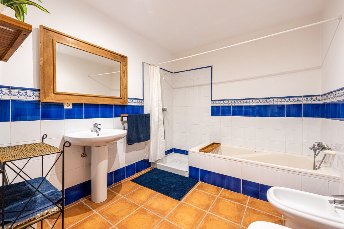 Huis te koop in Marbella | 5 slaapkamers H5445769