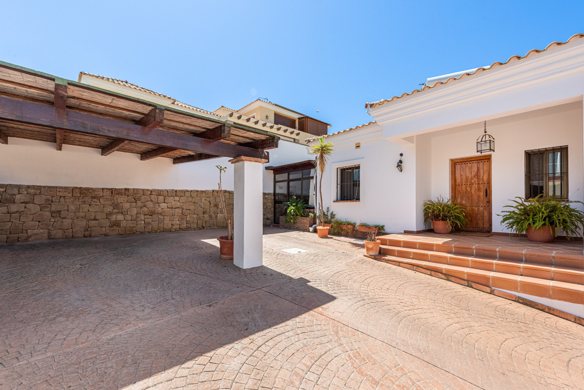 Huis te koop in Marbella | 5 slaapkamers H5445769