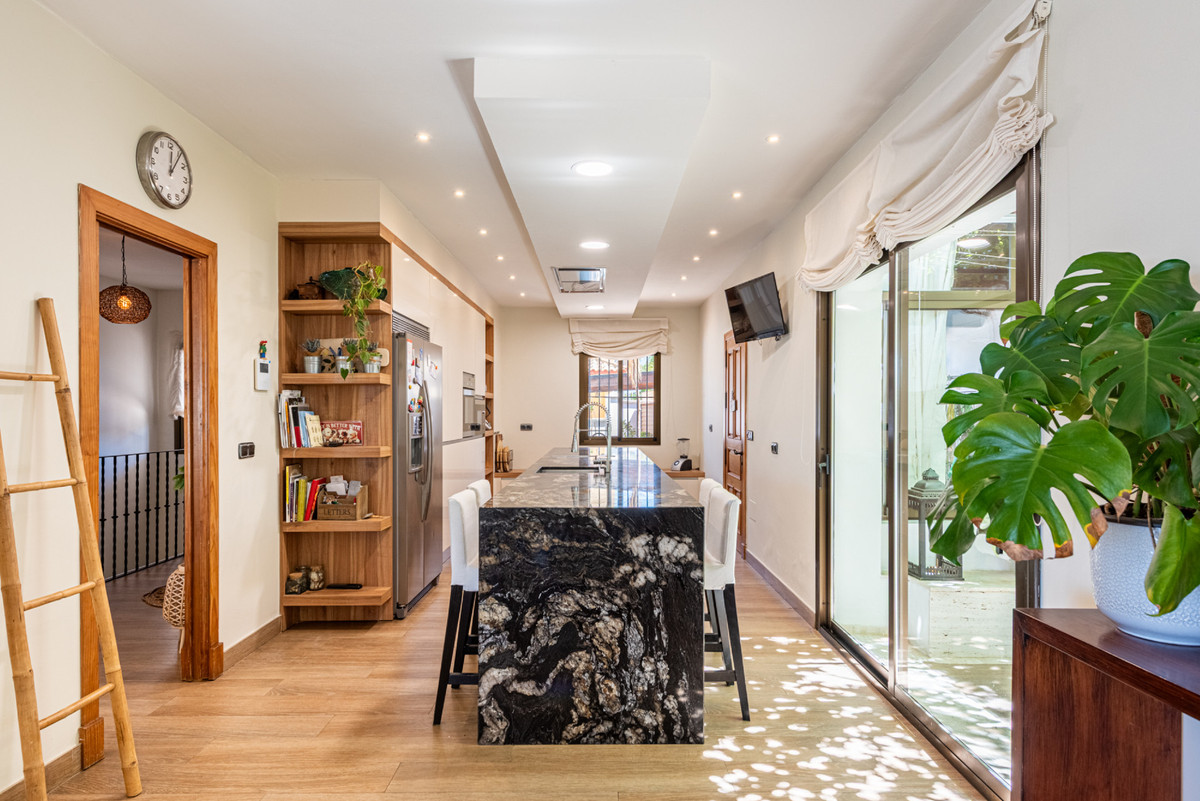 Huis te koop in Marbella | 5 slaapkamers H5445769