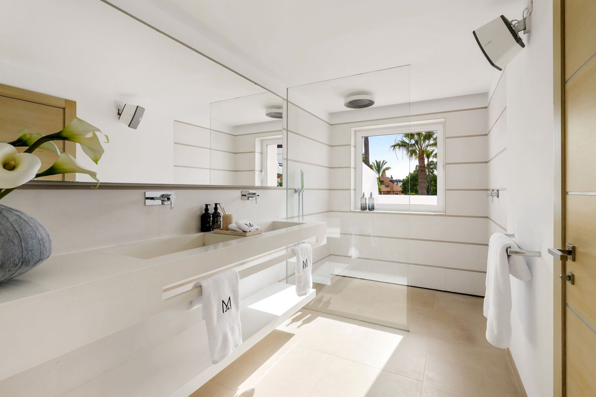 House for sale in Marbella | 3 bedrooms H5448790