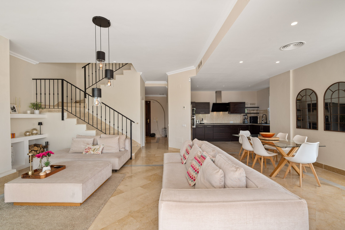 Huis te koop in Marbella | 4 slaapkamers H5449492