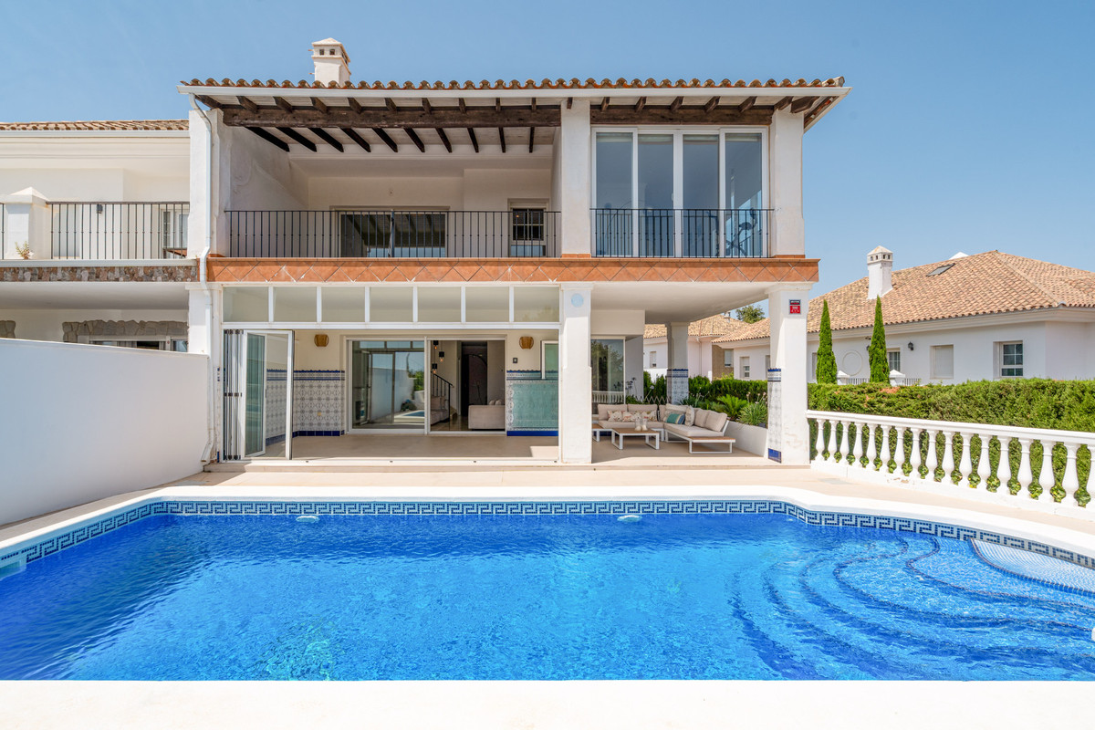 Huis te koop in Marbella | 4 slaapkamers H5449492