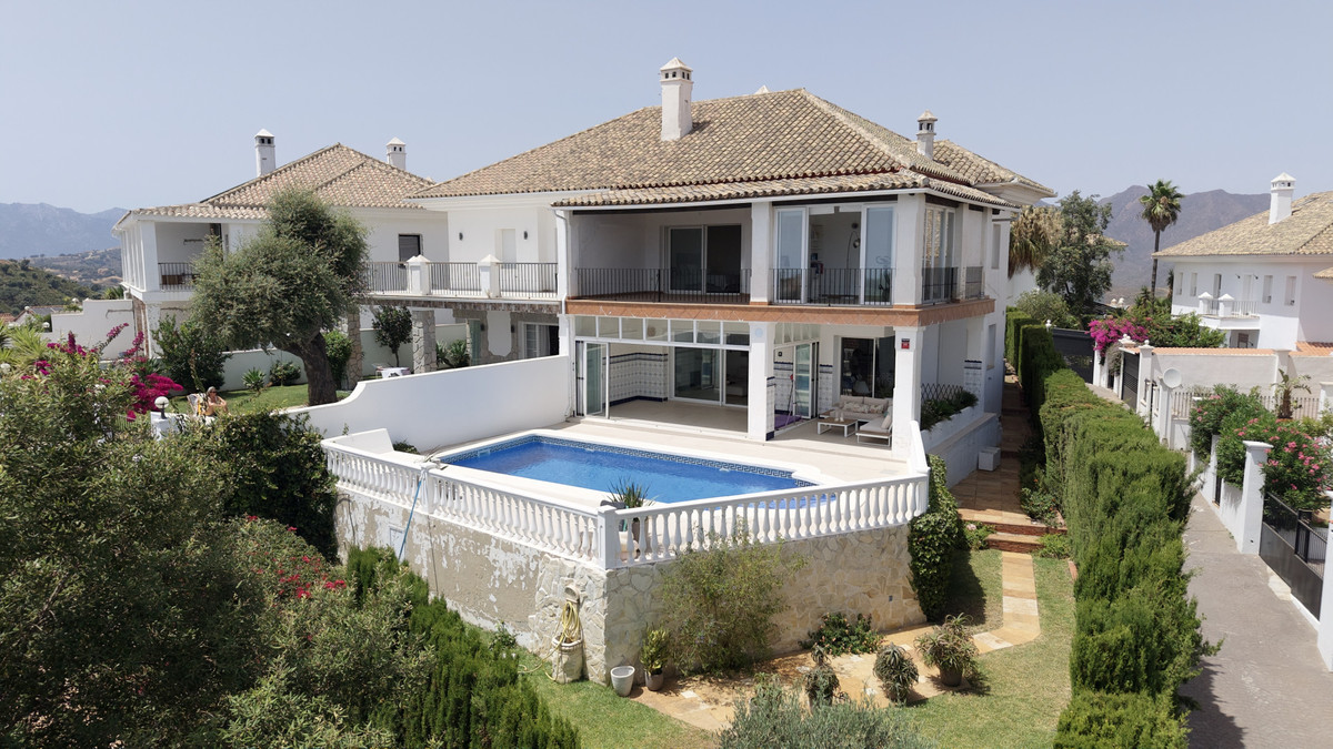 Huis te koop in Marbella | 4 slaapkamers H5449492