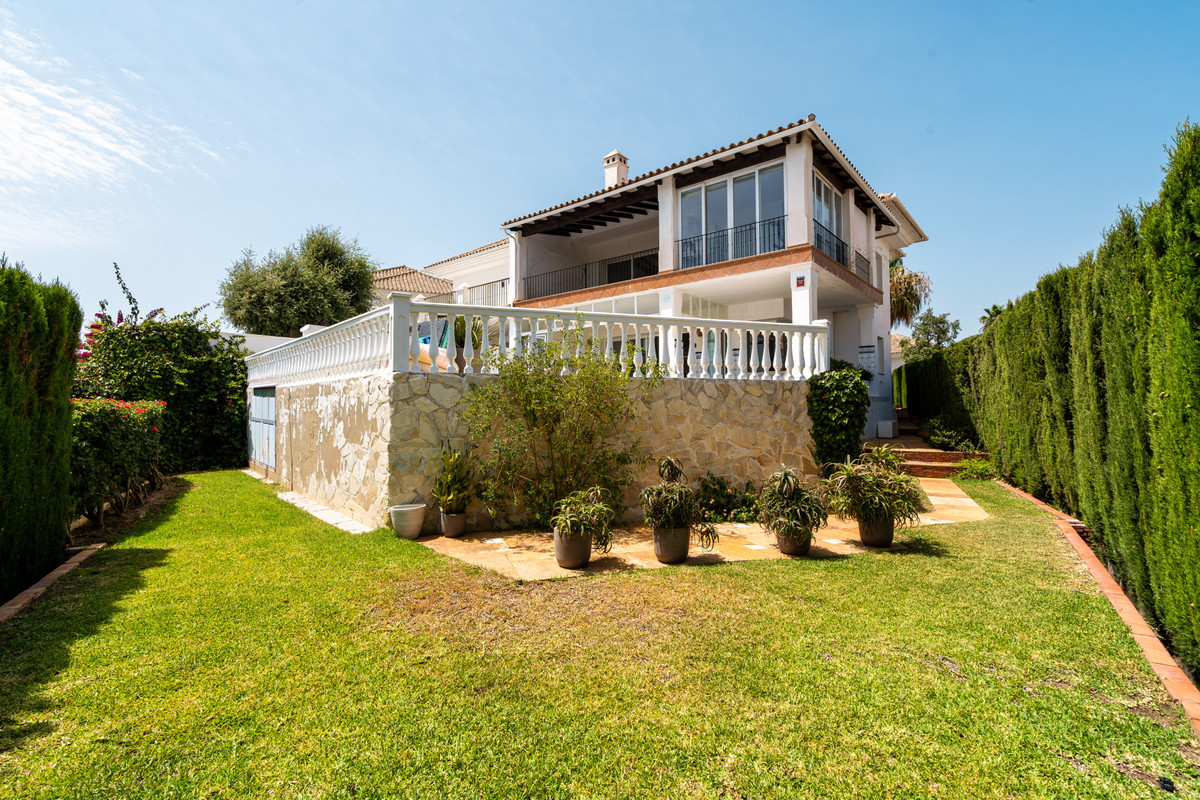 Huis te koop in Marbella | 4 slaapkamers H5449492
