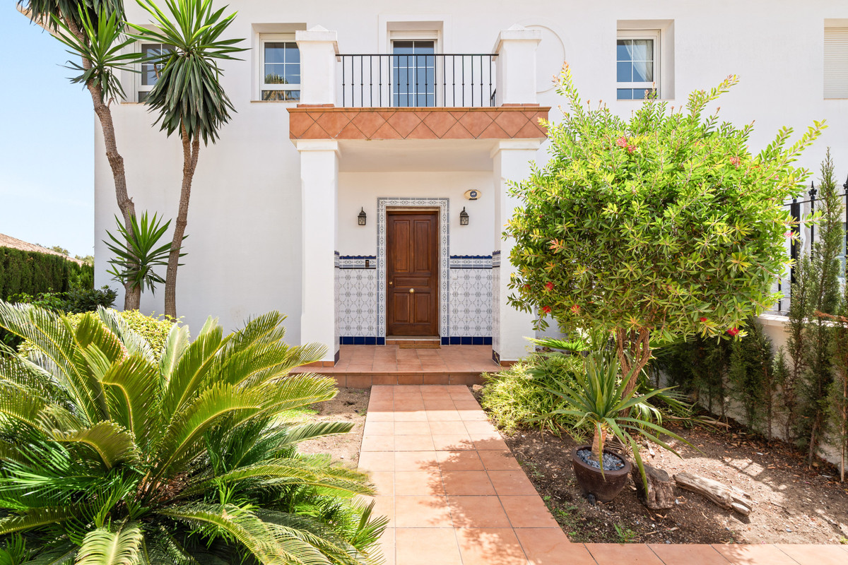 Huis te koop in Marbella | 4 slaapkamers H5449492