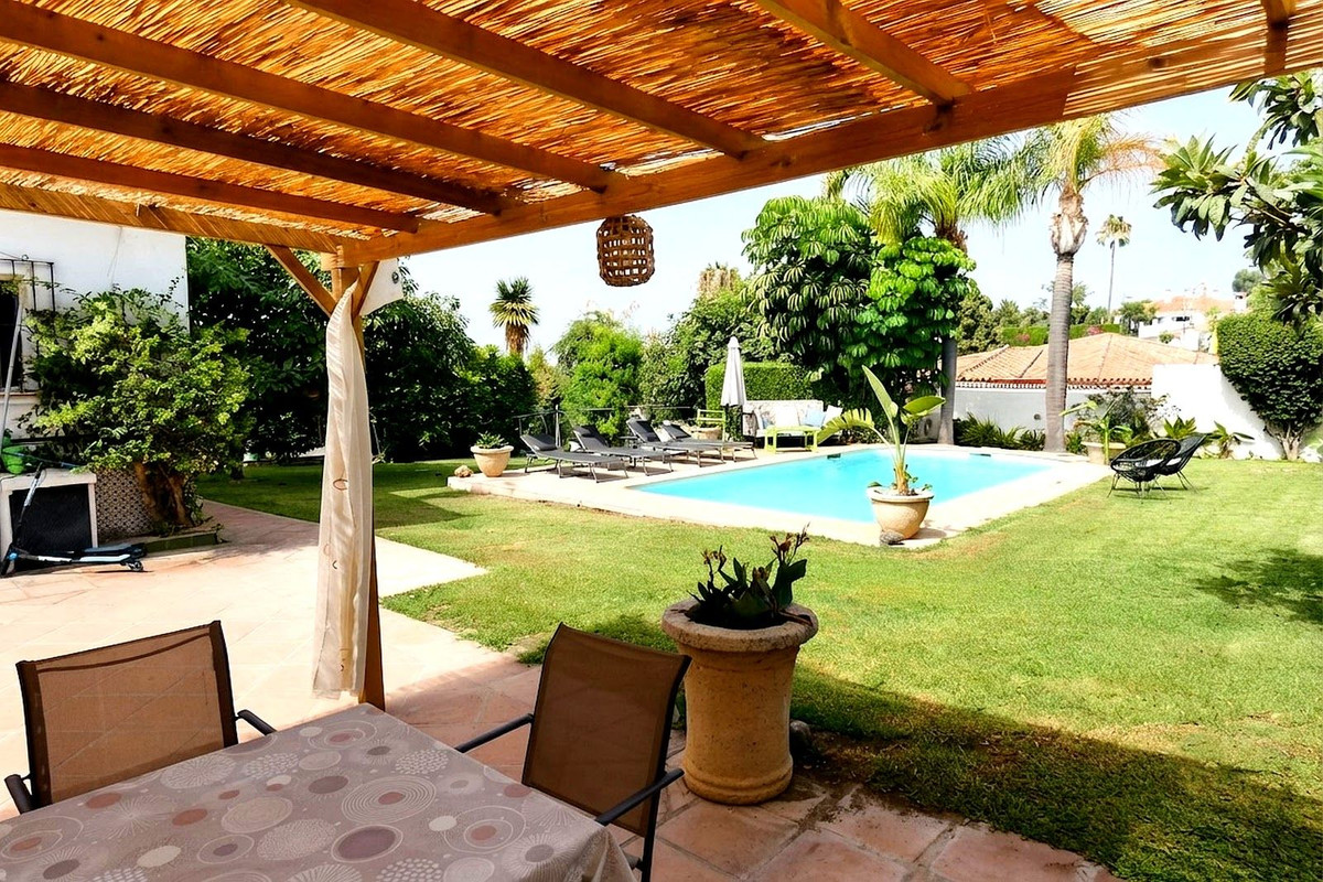 Huis te koop in Marbella | 5 slaapkamers H5450497
