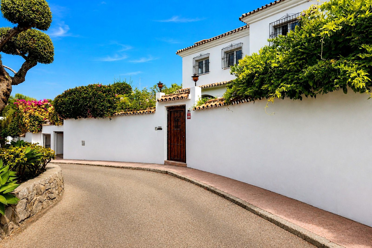 Huis te koop in Marbella | 5 slaapkamers H5450497
