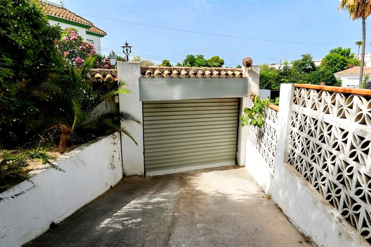 Huis te koop in Marbella | 5 slaapkamers H5450497