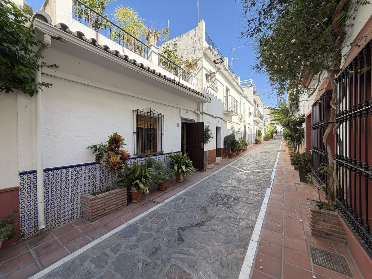 Huis te koop in Marbella | 4 slaapkamers H5455375