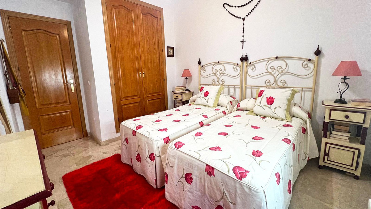 Huis te koop in Marbella | 3 slaapkamers H5459302