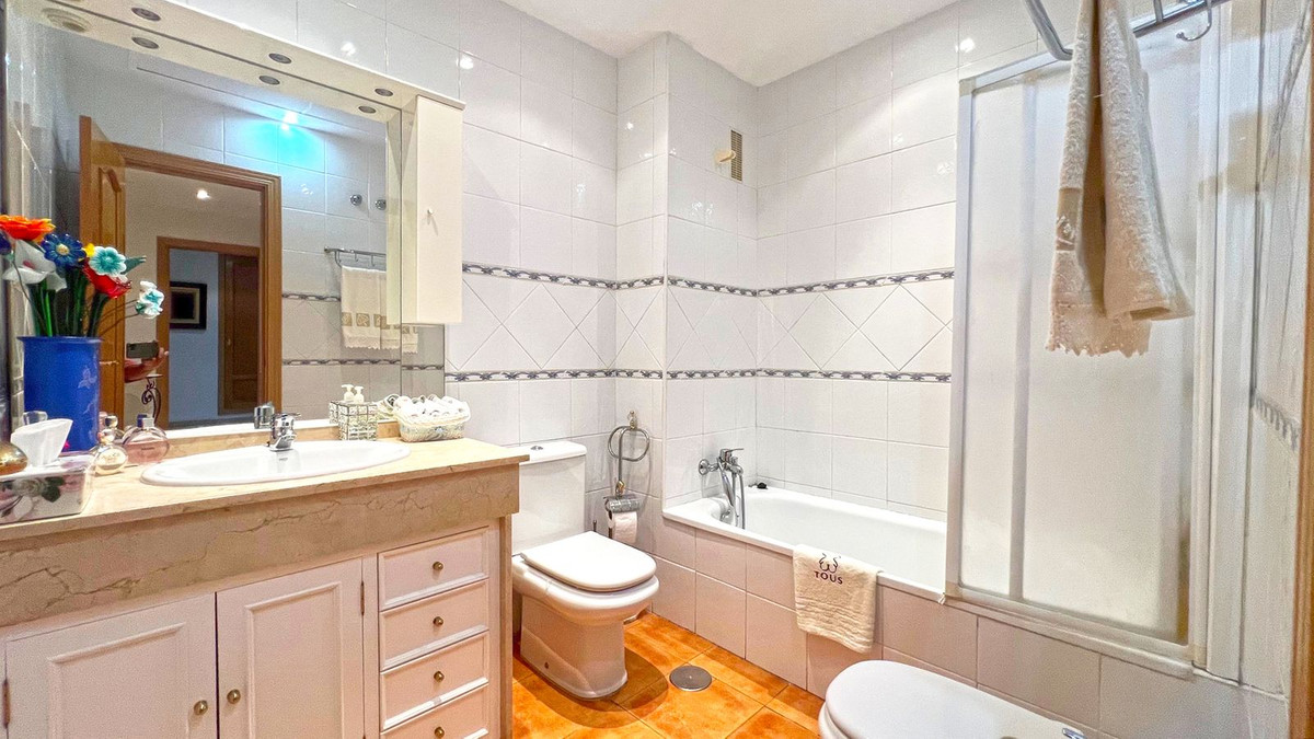 Huis te koop in Marbella | 3 slaapkamers H5459302