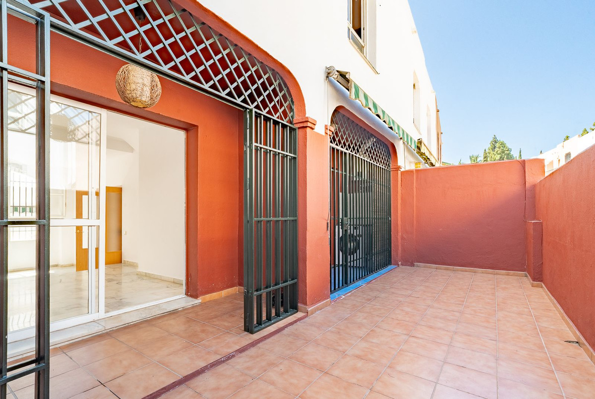 Huis te koop in Marbella | 3 slaapkamers H5459944
