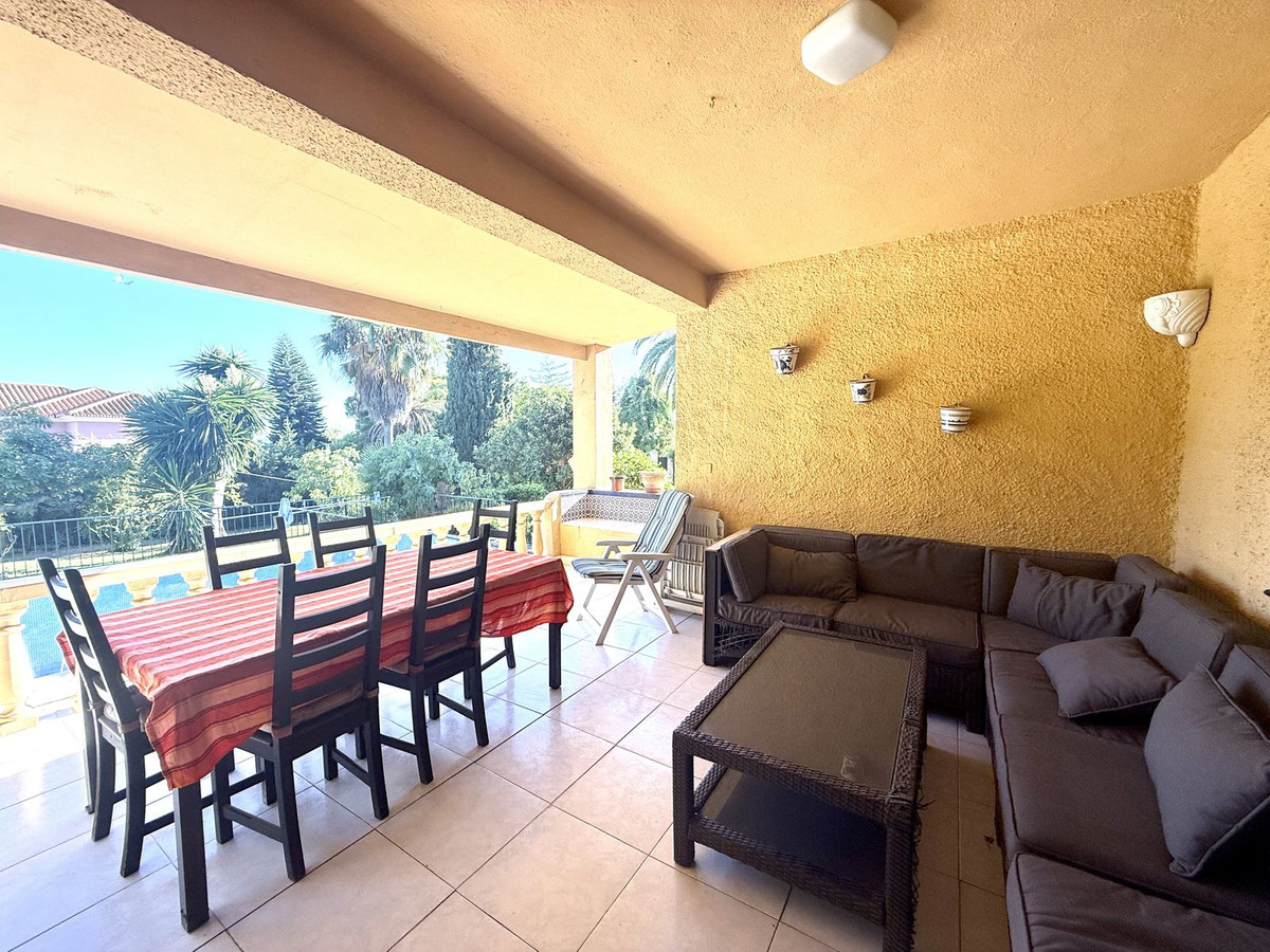 Huis te koop in Marbella | 5 slaapkamers H5465476