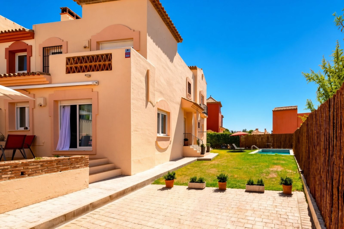 Huis te koop in Marbella | 4 slaapkamers H5467780