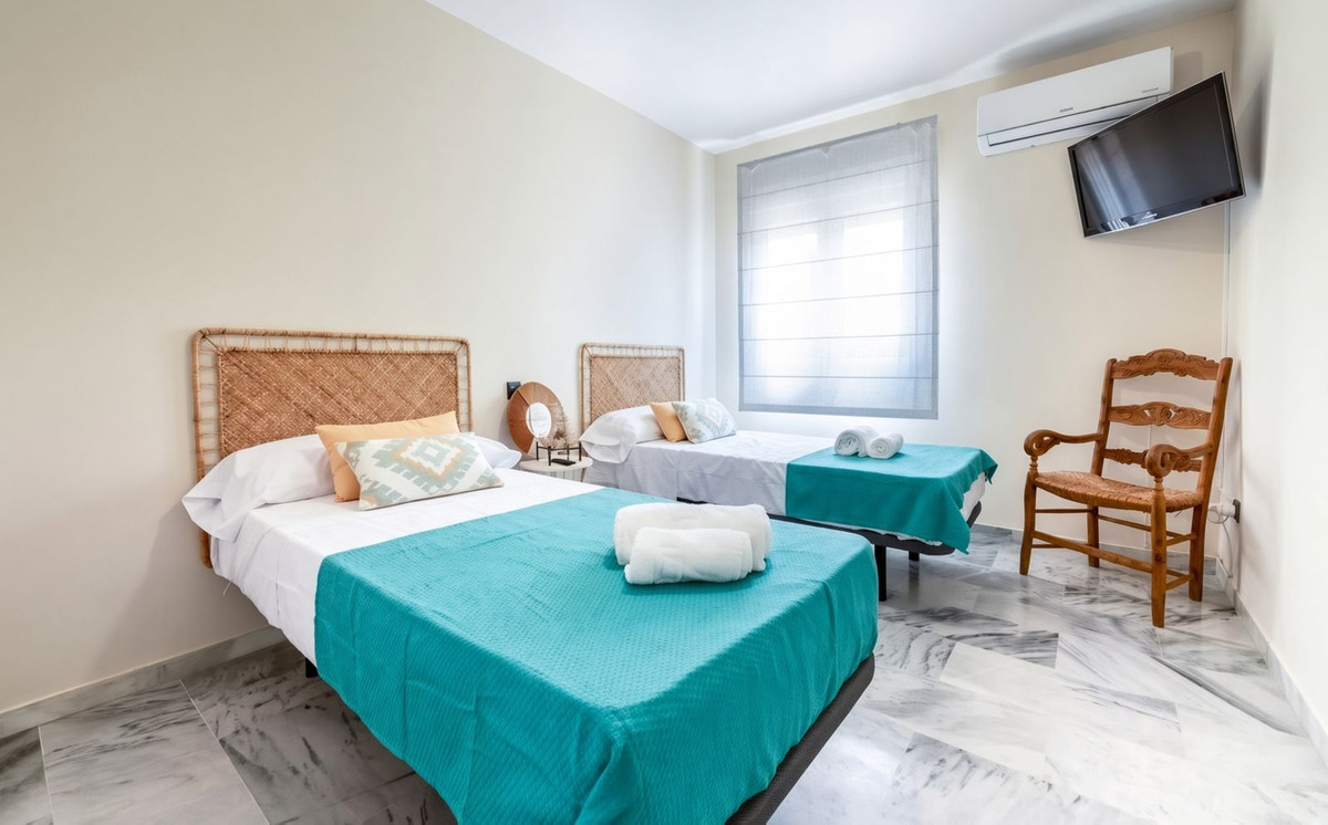 Huis te koop in Marbella | 4 slaapkamers H5467780