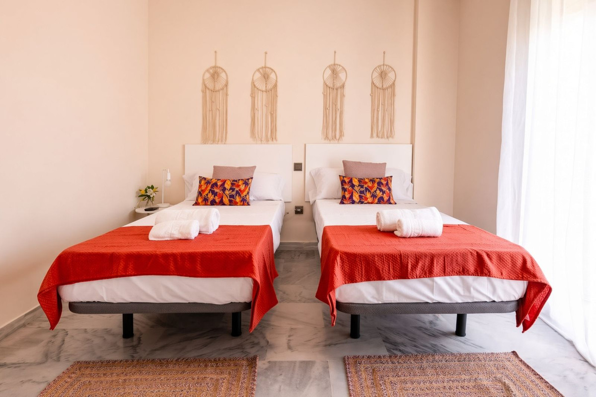 Huis te koop in Marbella | 4 slaapkamers H5467780