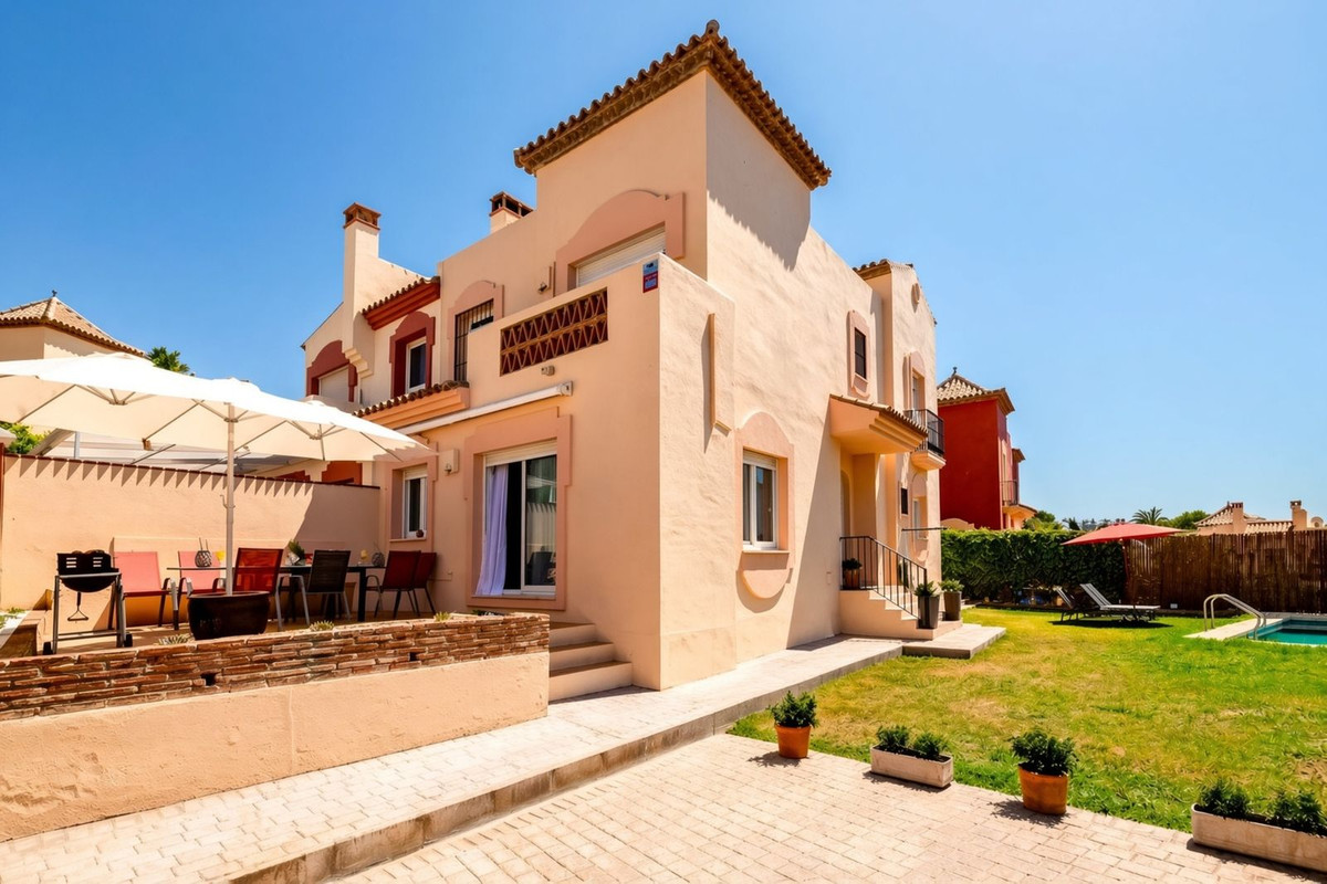 Huis te koop in Marbella | 4 slaapkamers H5467780