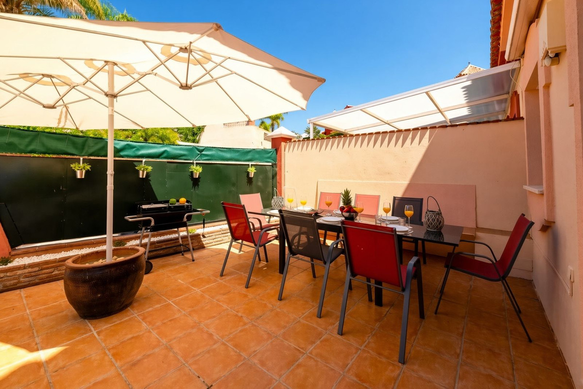 Huis te koop in Marbella | 4 slaapkamers H5467780