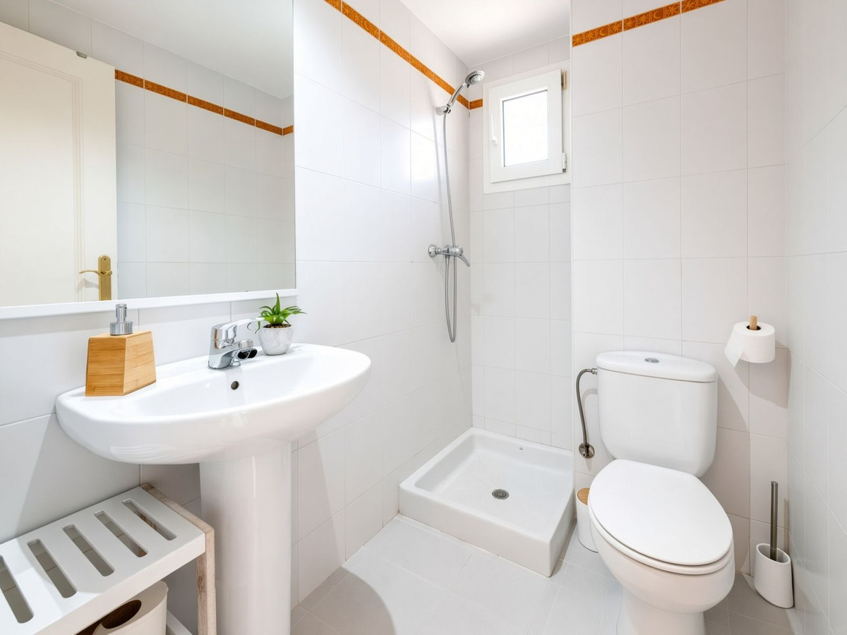 Huis te koop in Marbella | 4 slaapkamers H5467780