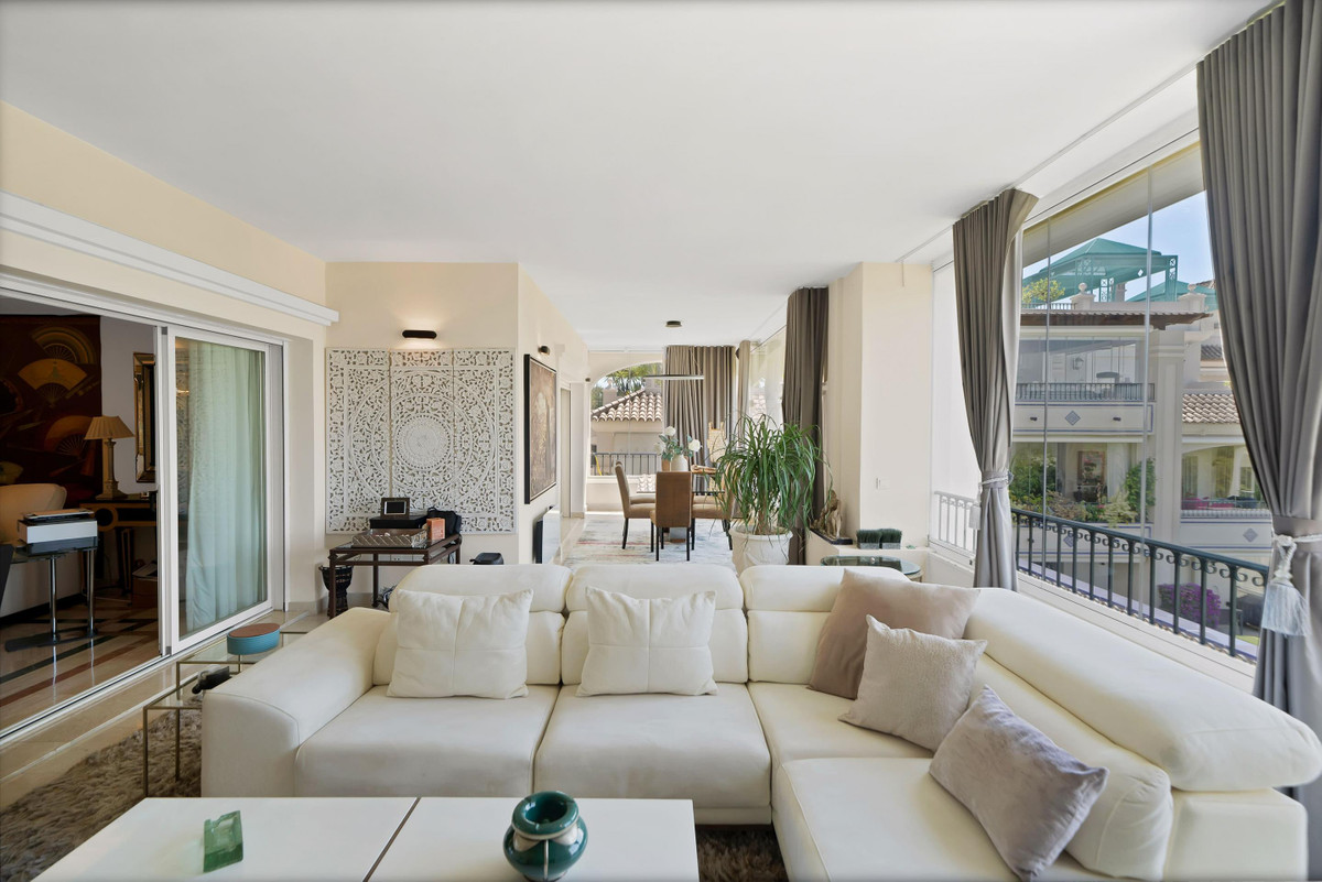 Huis te koop in Marbella | 3 slaapkamers H5468815