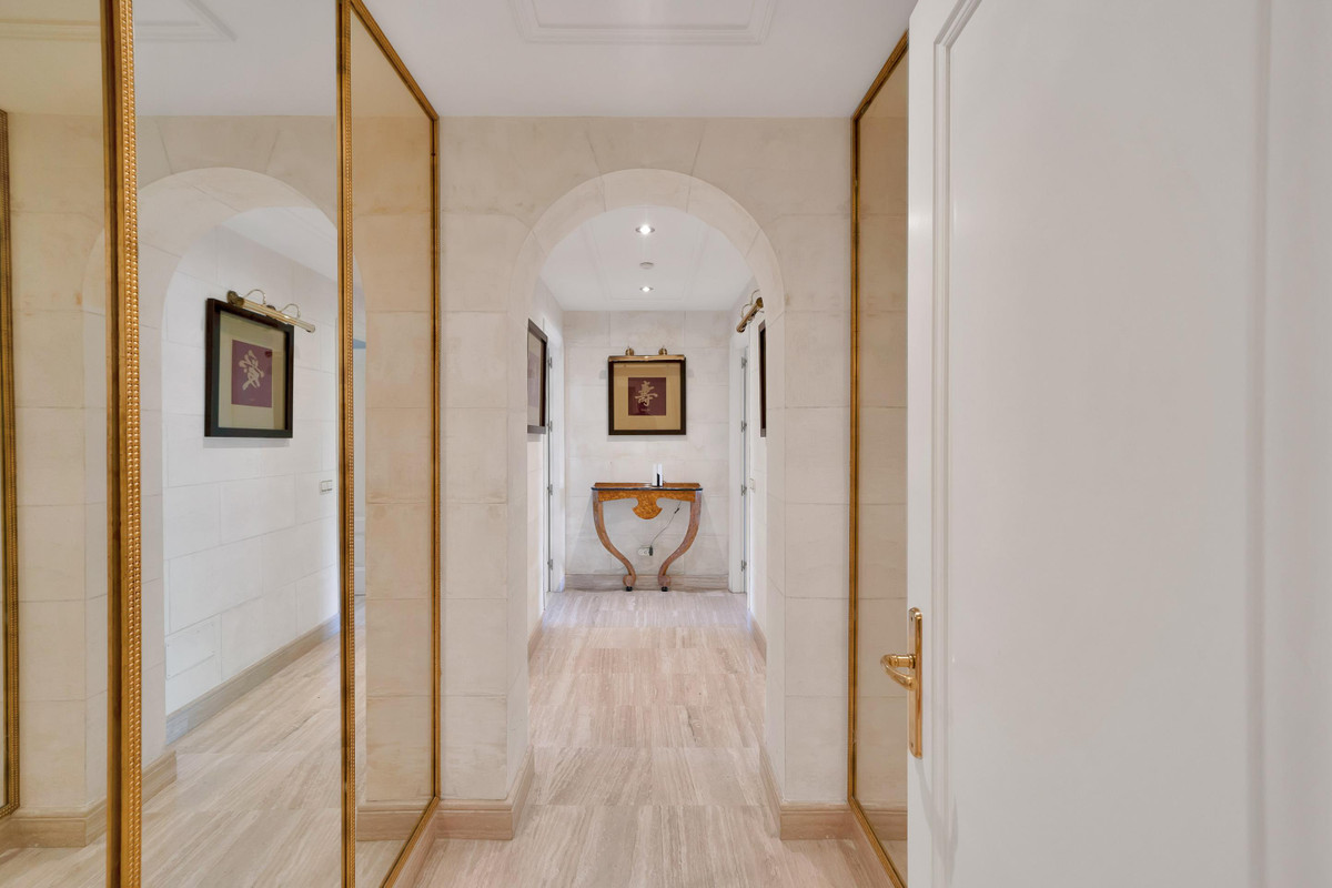Huis te koop in Marbella | 3 slaapkamers H5468815
