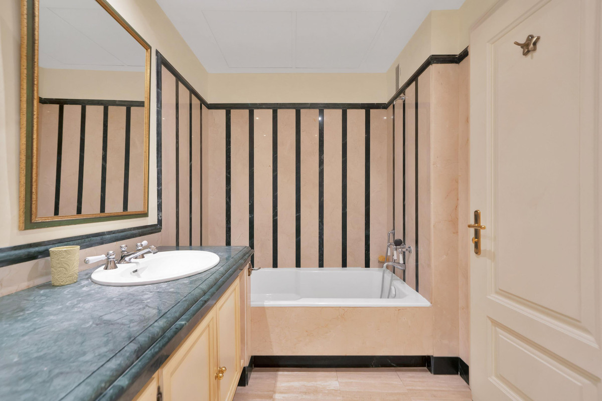 Huis te koop in Marbella | 3 slaapkamers H5468815