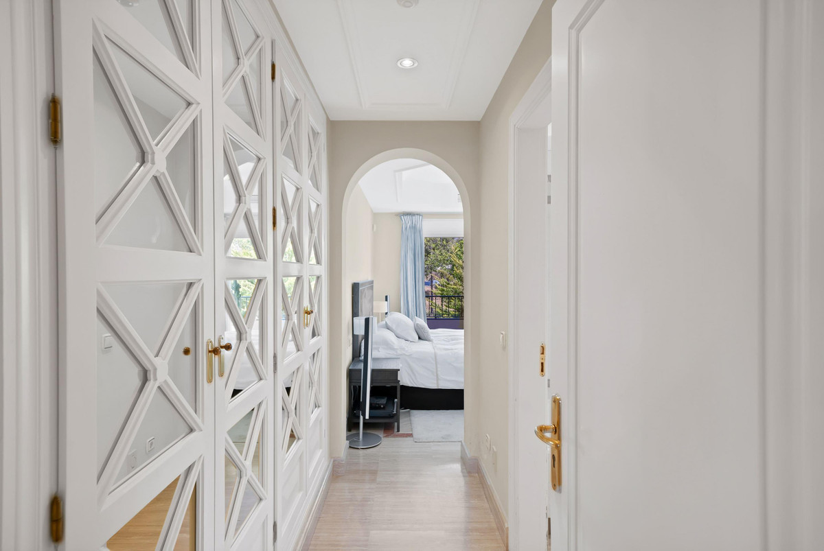 Huis te koop in Marbella | 3 slaapkamers H5468815