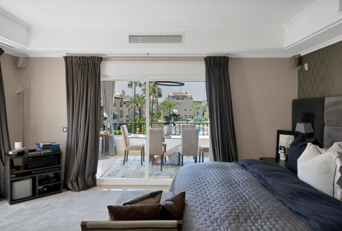 Huis te koop in Marbella | 3 slaapkamers H5468815