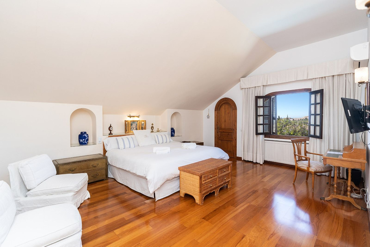 Huis te koop in Marbella | 7 slaapkamers H5469439
