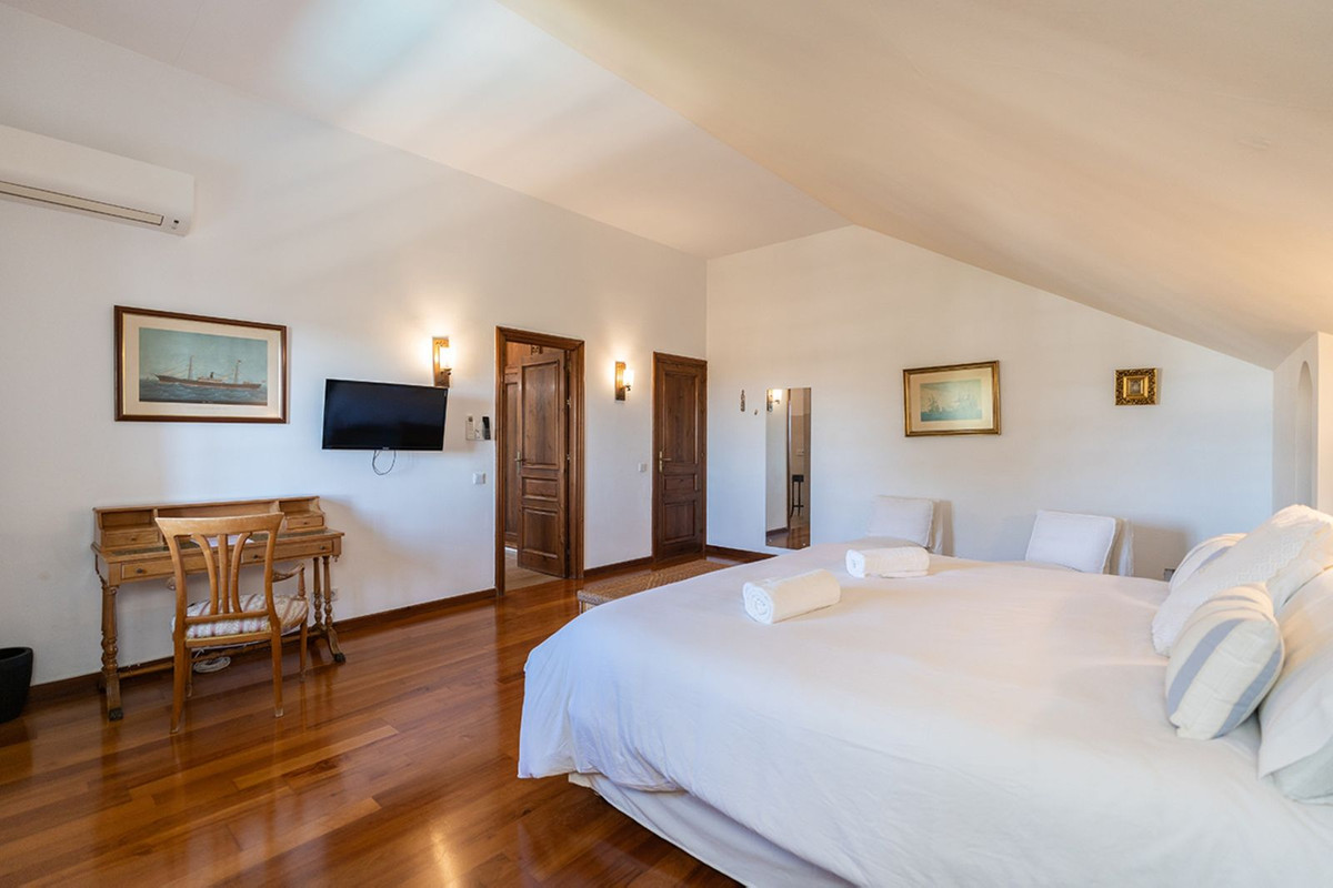 Huis te koop in Marbella | 7 slaapkamers H5469439