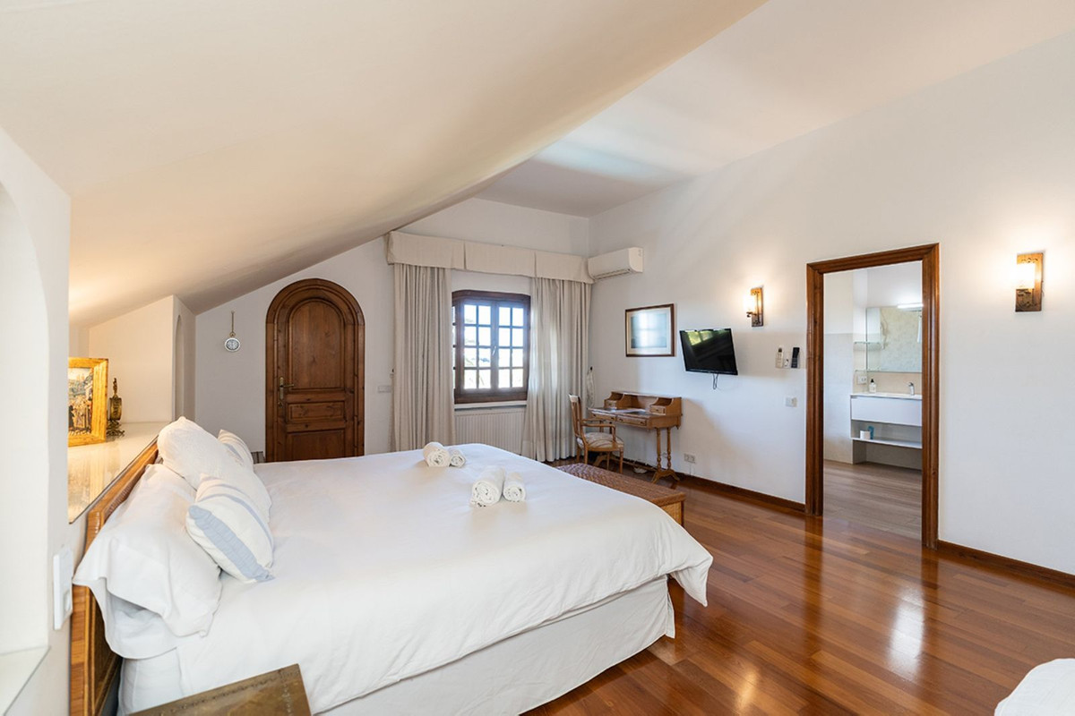 Huis te koop in Marbella | 7 slaapkamers H5469439