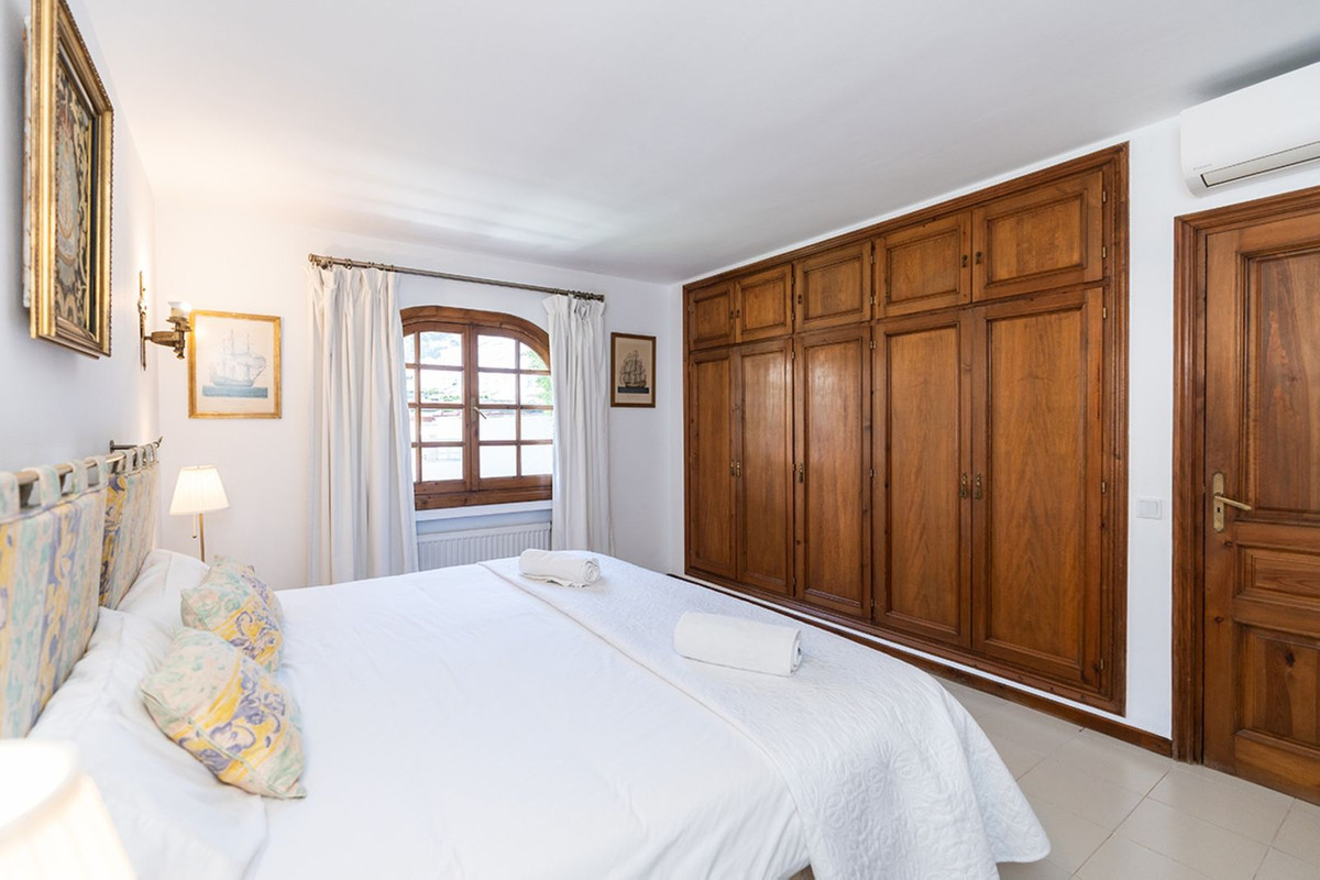 Huis te koop in Marbella | 7 slaapkamers H5469439