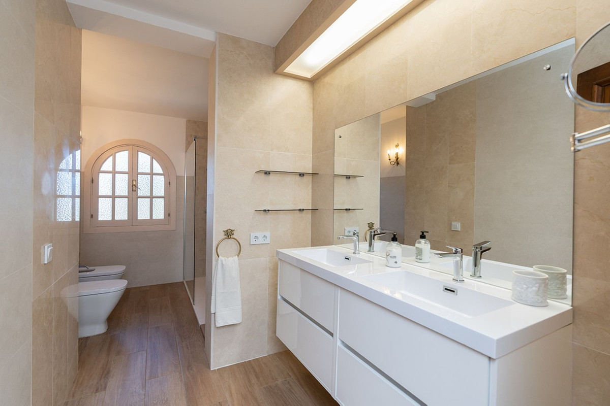 Huis te koop in Marbella | 7 slaapkamers H5469439