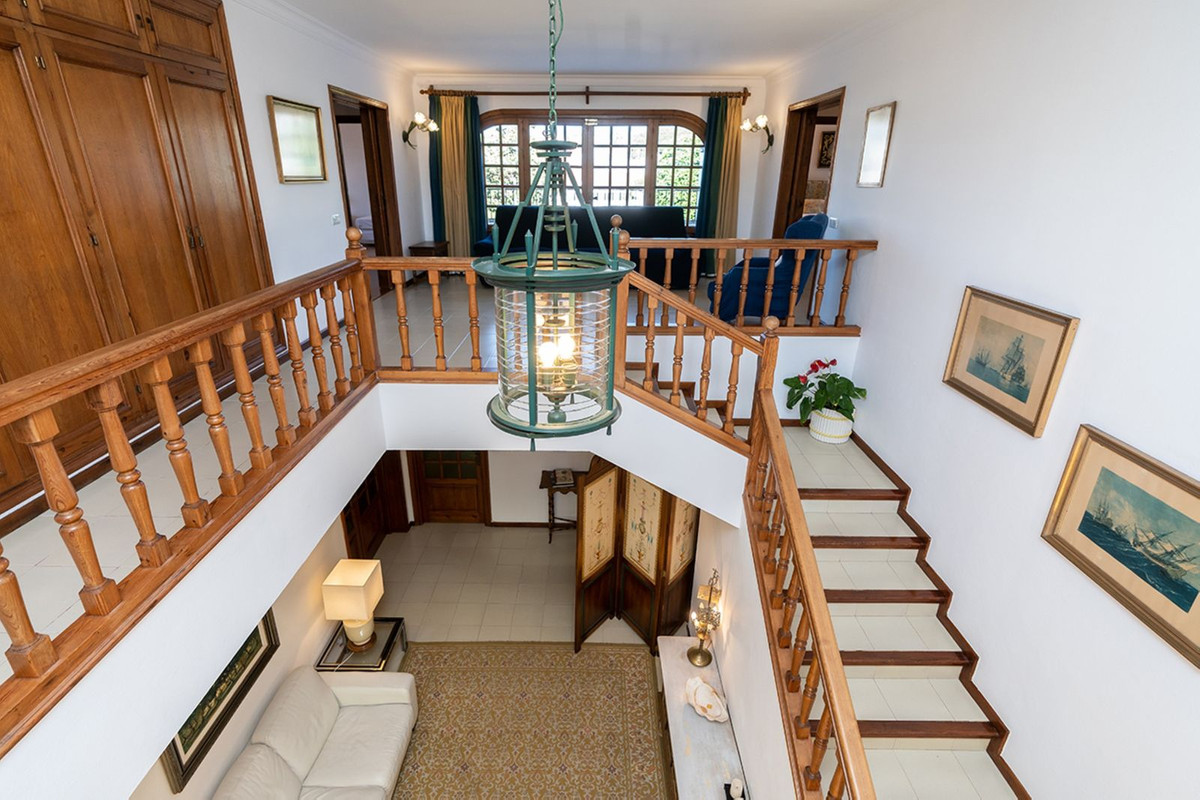 Huis te koop in Marbella | 7 slaapkamers H5469439