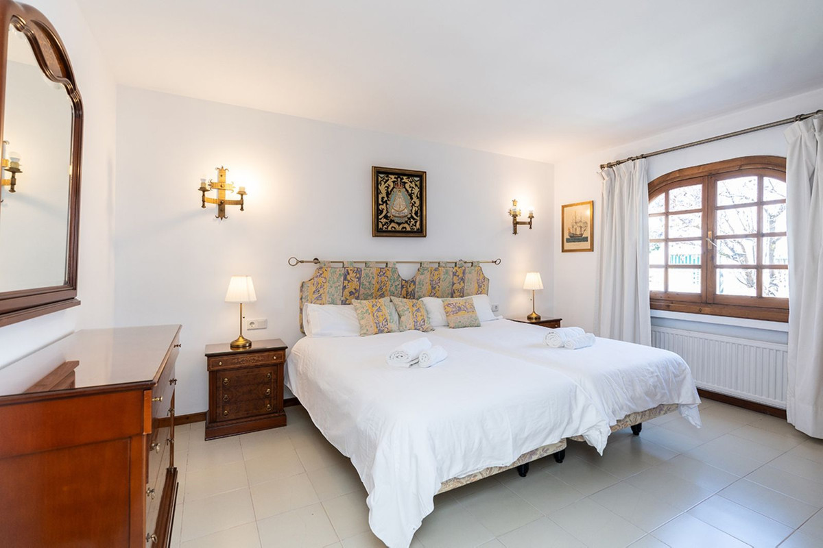 Huis te koop in Marbella | 7 slaapkamers H5469439