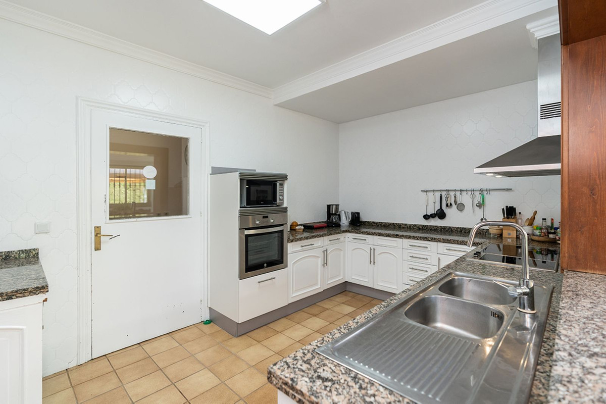 Huis te koop in Marbella | 7 slaapkamers H5469439