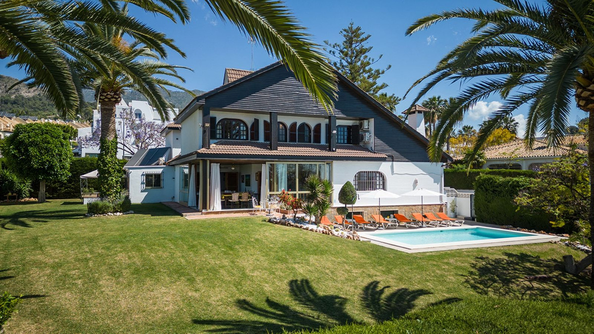 Huis te koop in Marbella | 7 slaapkamers H5469439